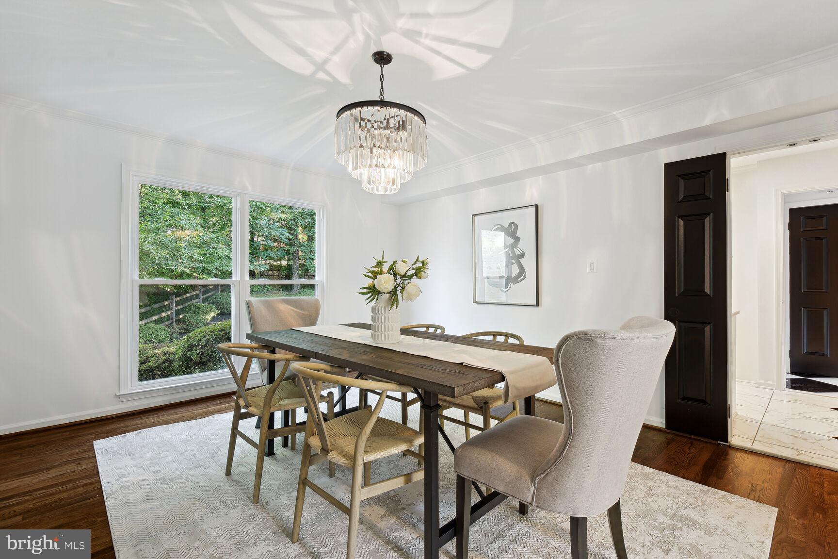 PINE KNOLLS - Residential