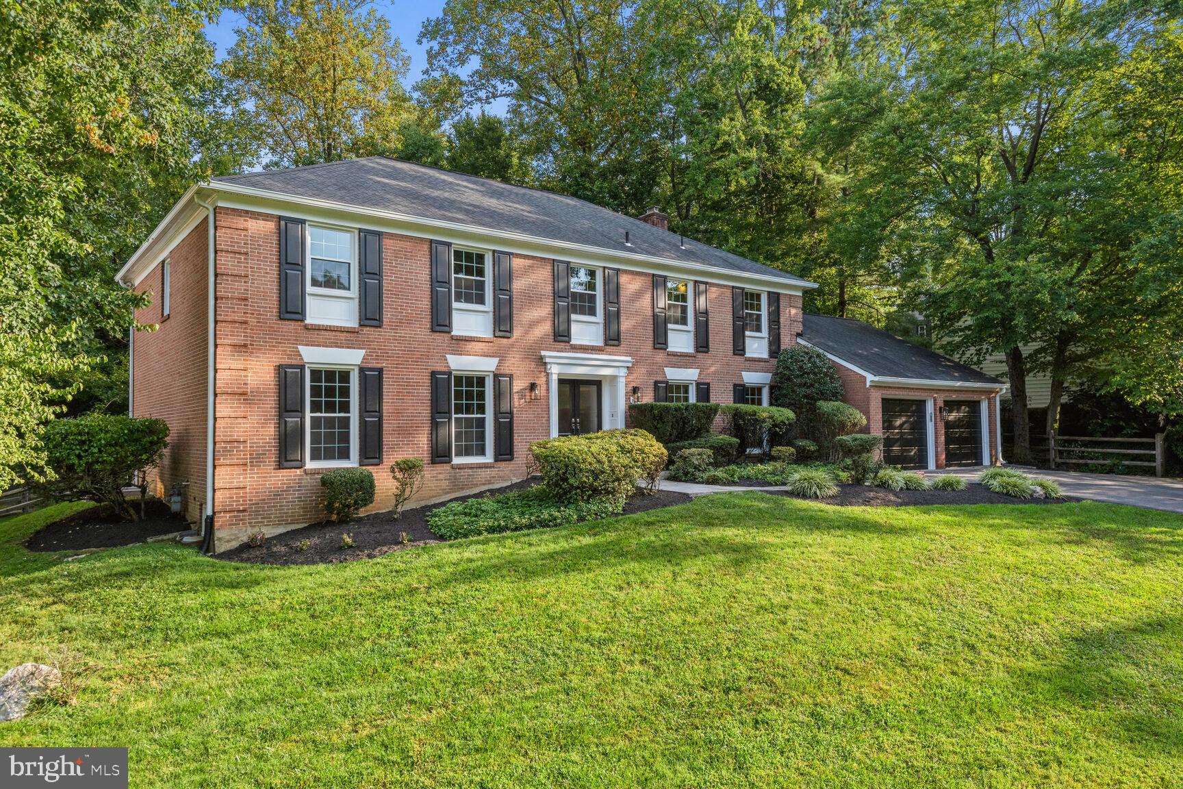 PINE KNOLLS - Residential