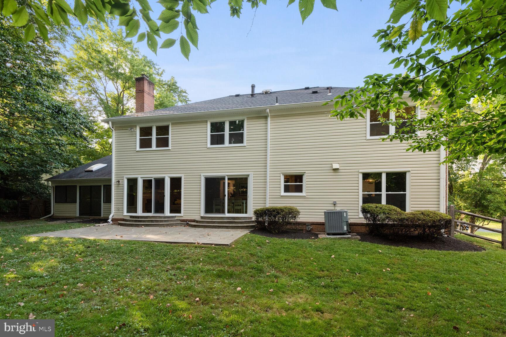 PINE KNOLLS - Residential