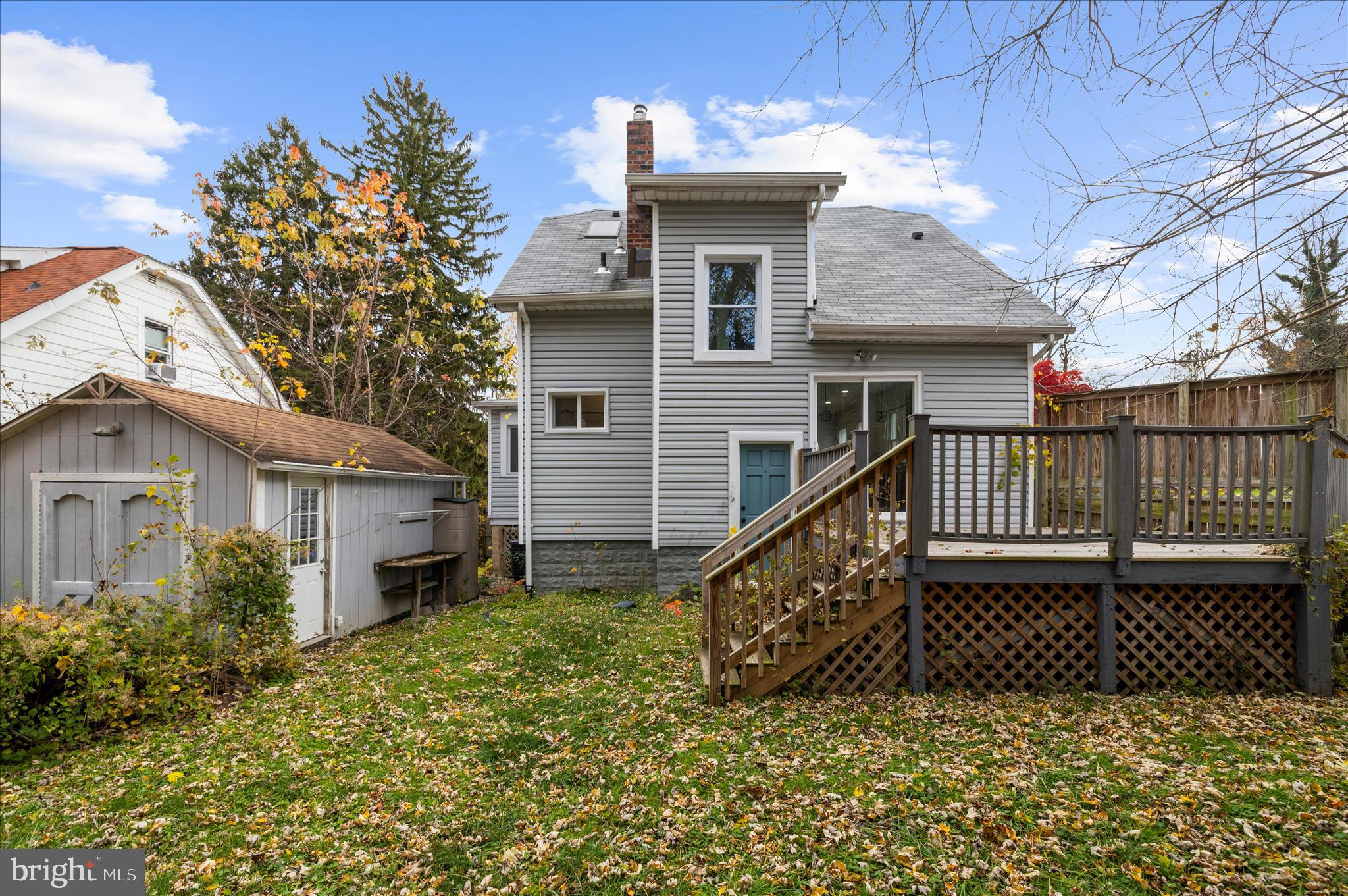 LAKE WALKER - Residential