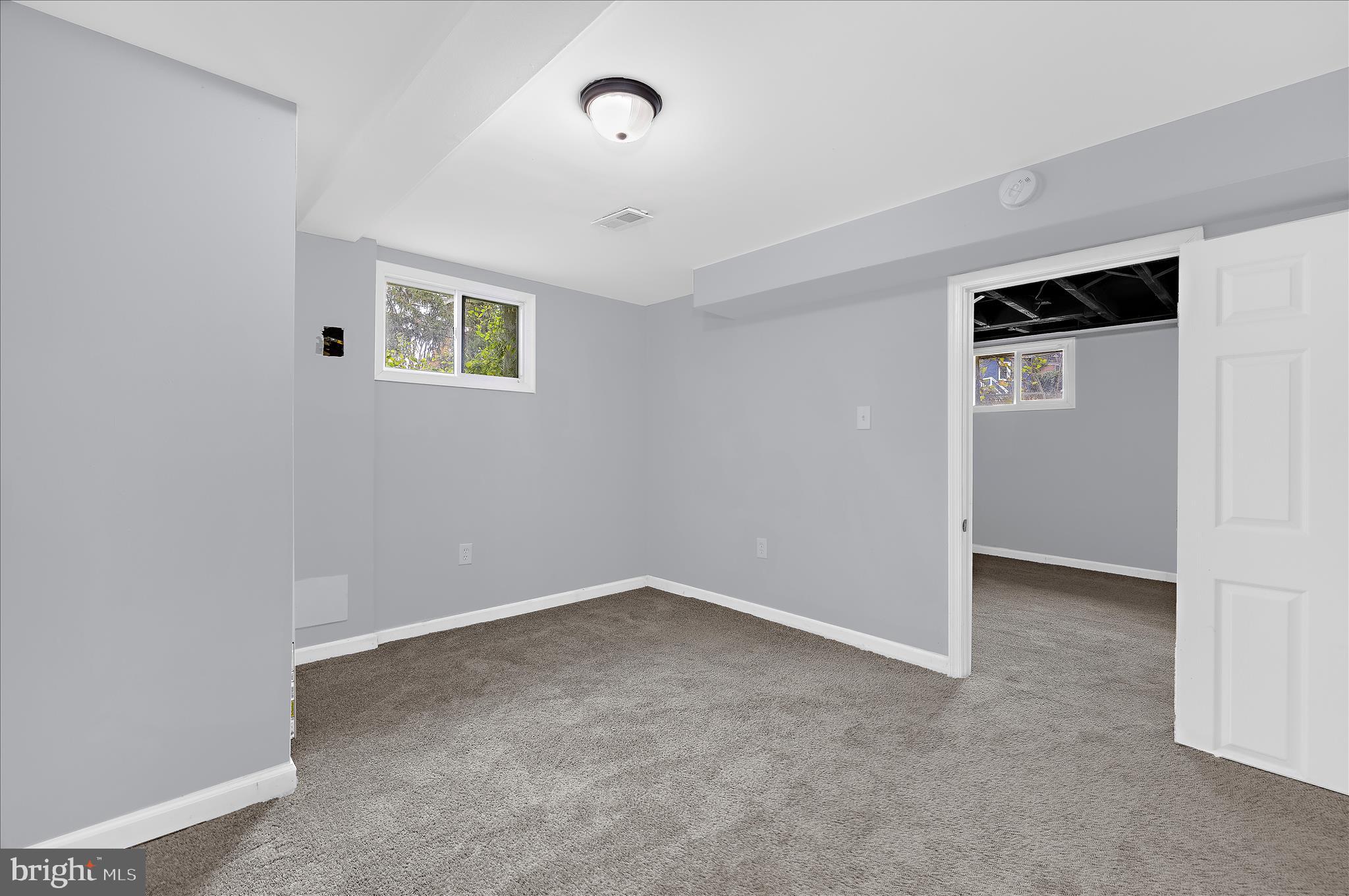 LAKE WALKER - Residential