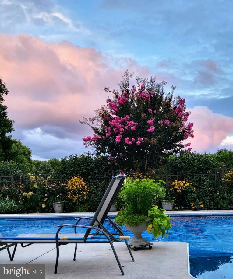 RIVER BEND FARMS - Residential