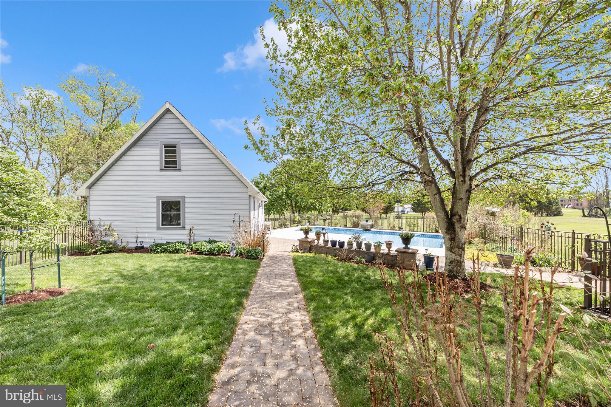 RIVER BEND FARMS - Residential