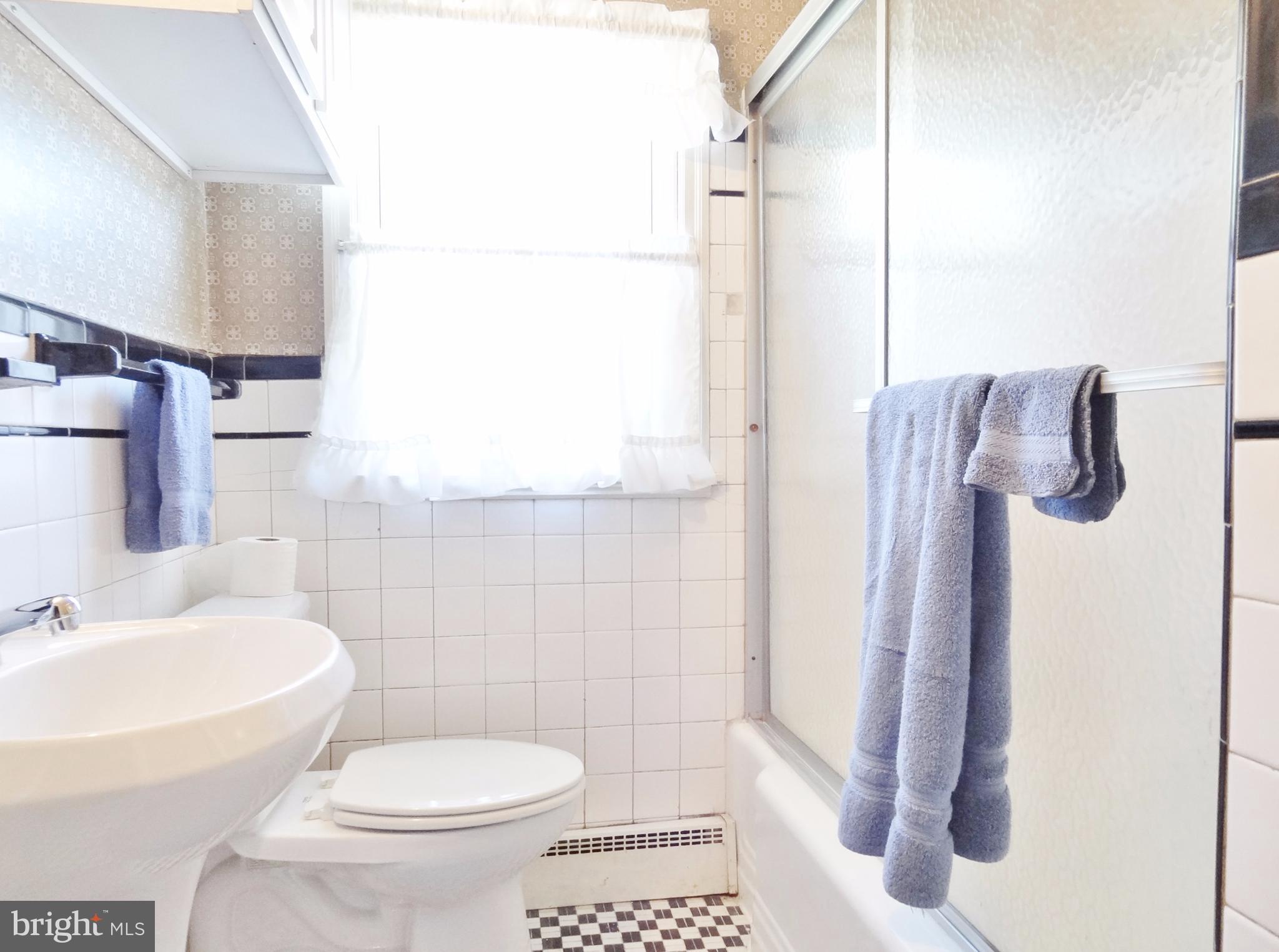 BRENTWOOD-CZARRAS ADDN - Residential