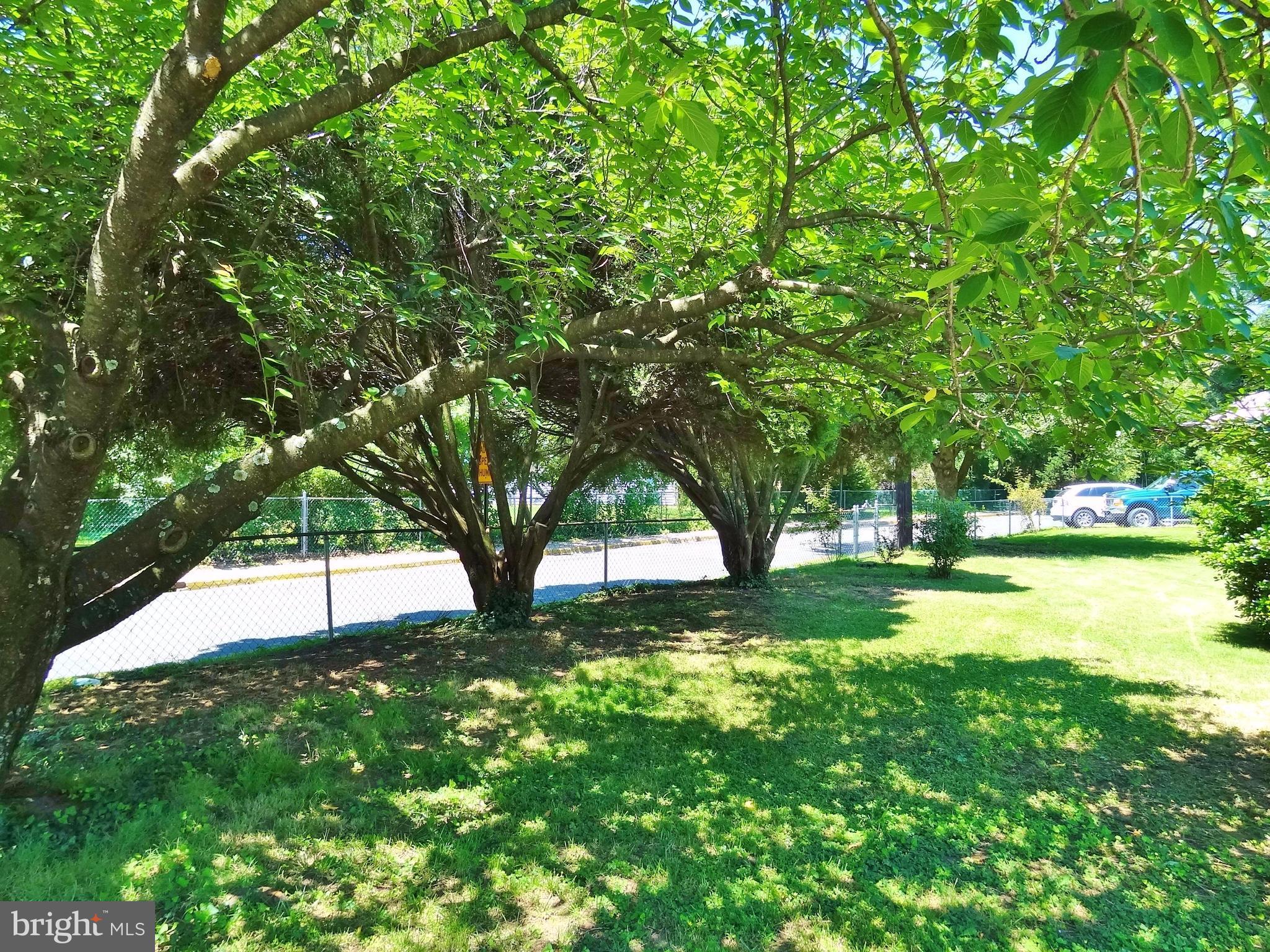 BRENTWOOD-CZARRAS ADDN - Residential