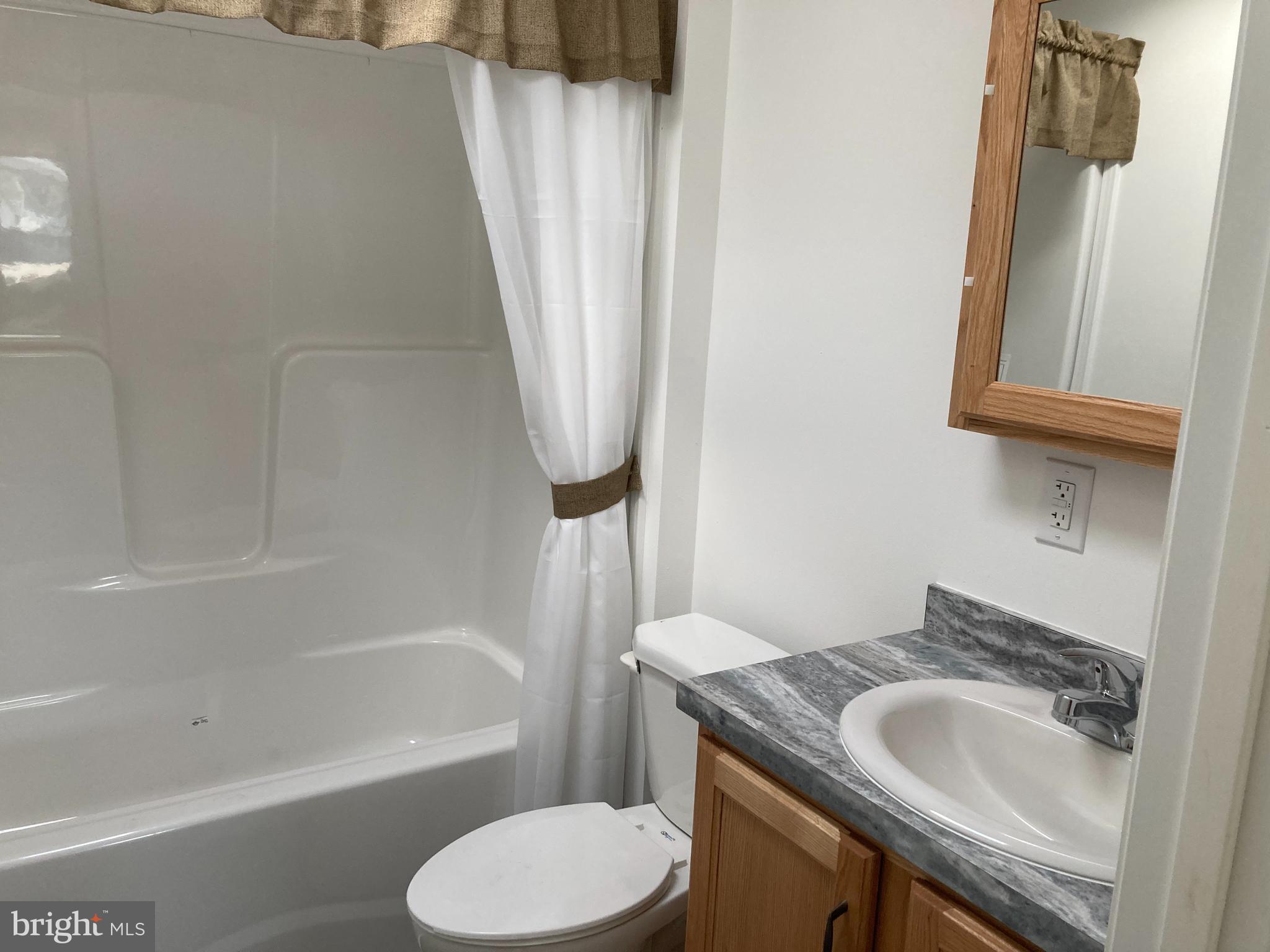 ABBOTTSTOWN - Residential