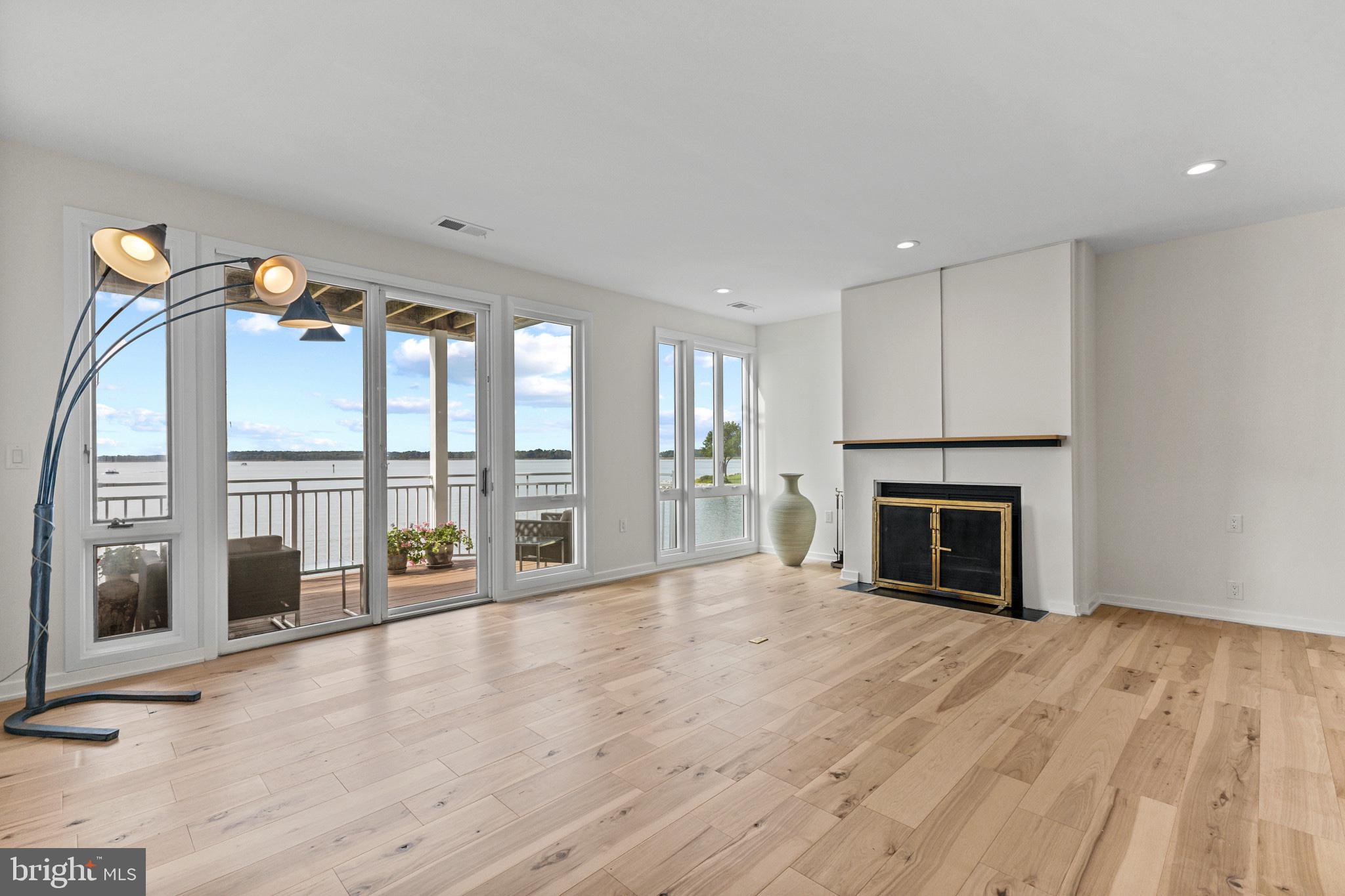 1007 OYSTER COVE DRIVE