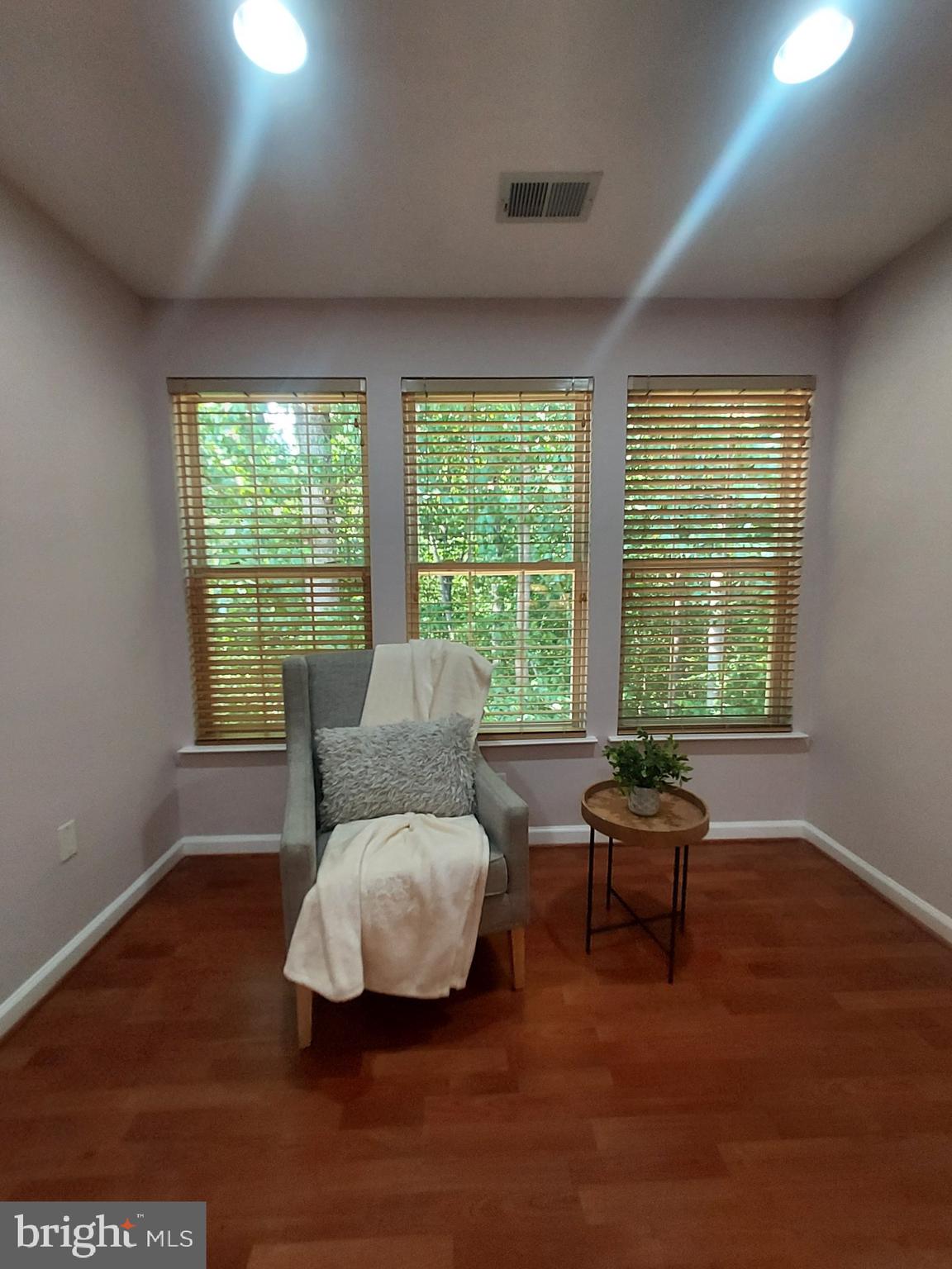 KINGSVIEW RIDGE - Residential Lease