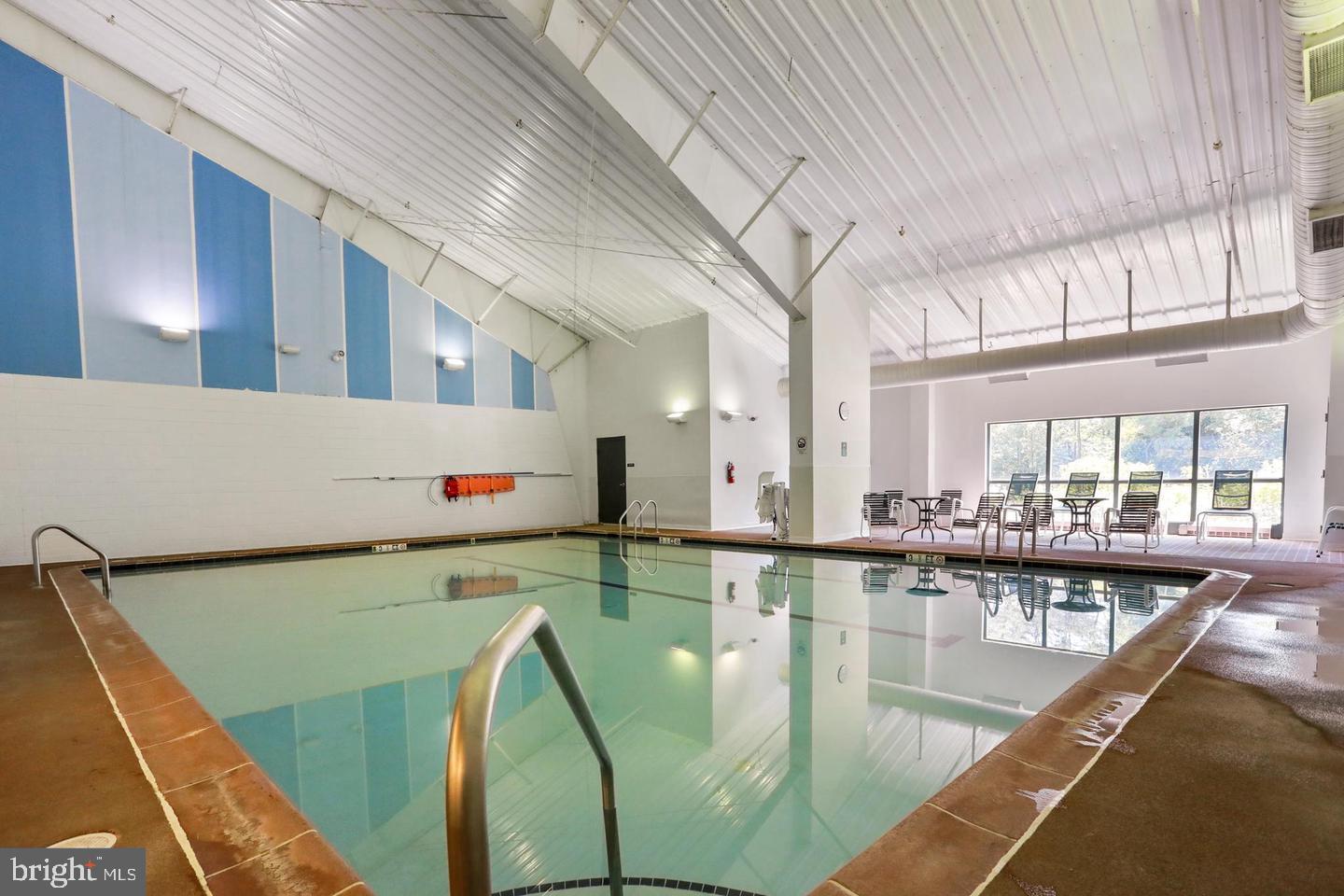 THE WOODS RESORT - Land