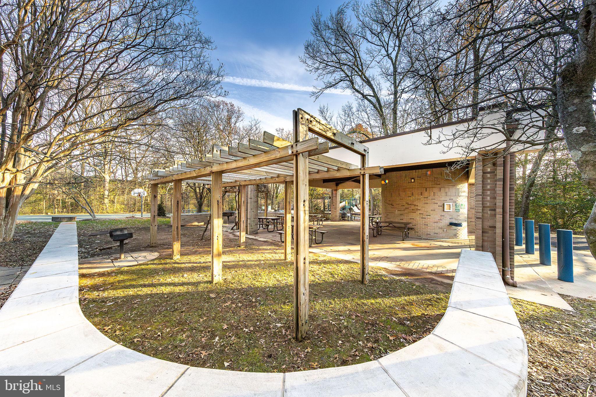 NORTHGATE CONDO - Residential