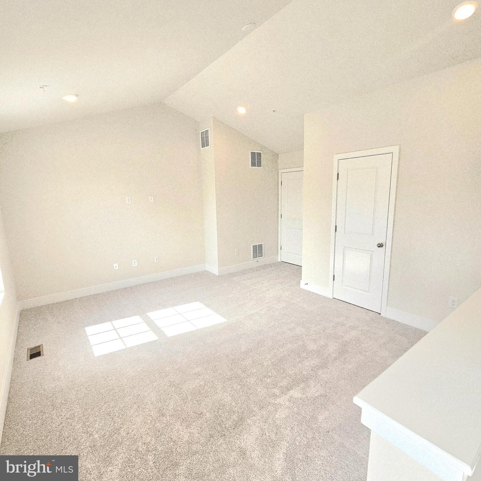 SYCAMORE RIDGE - Residential