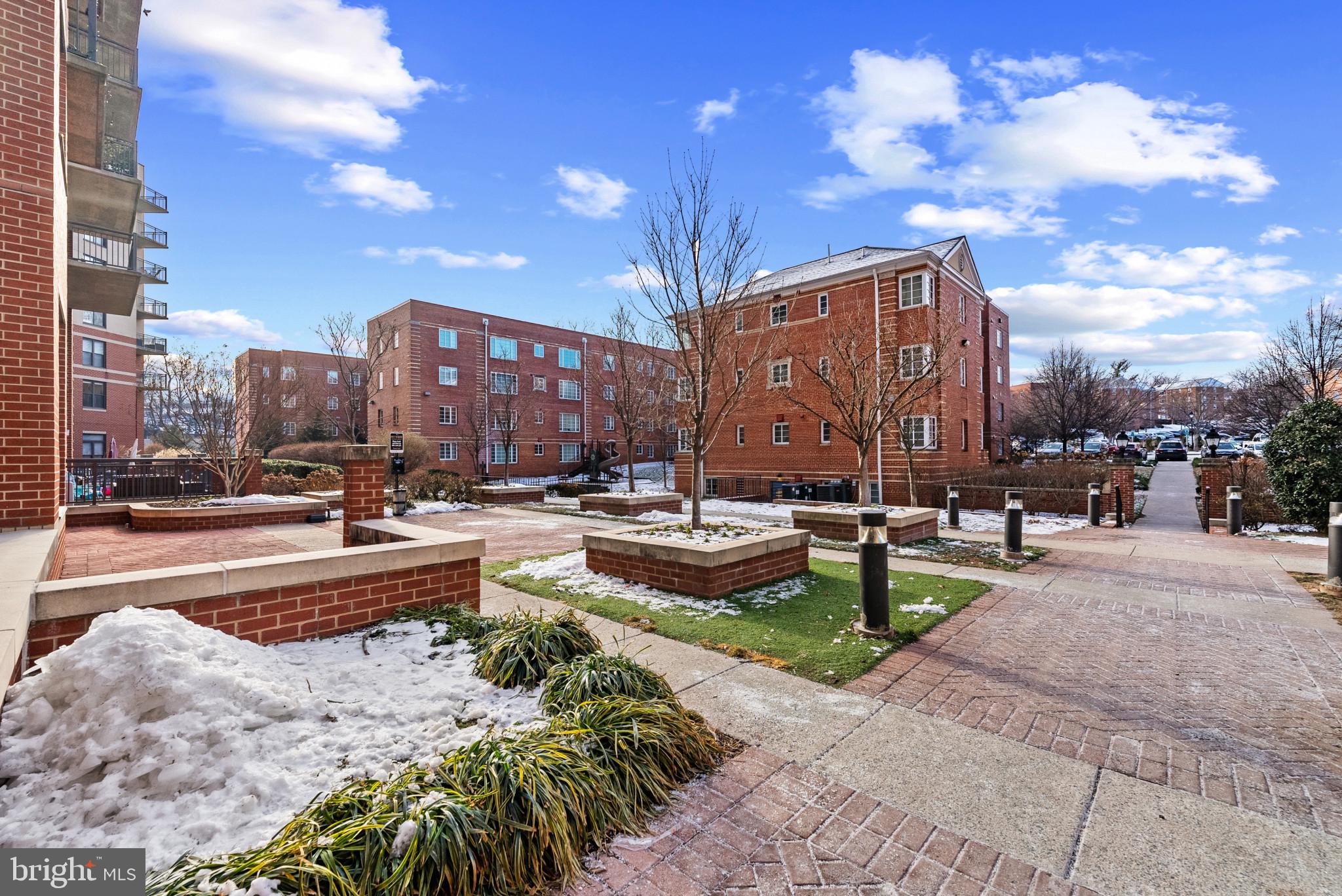 THE PARK AT COURTHOUSE - Residential