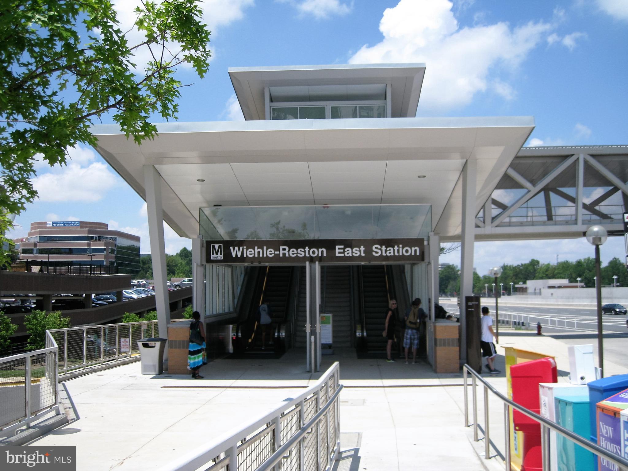 RESTON - Residential