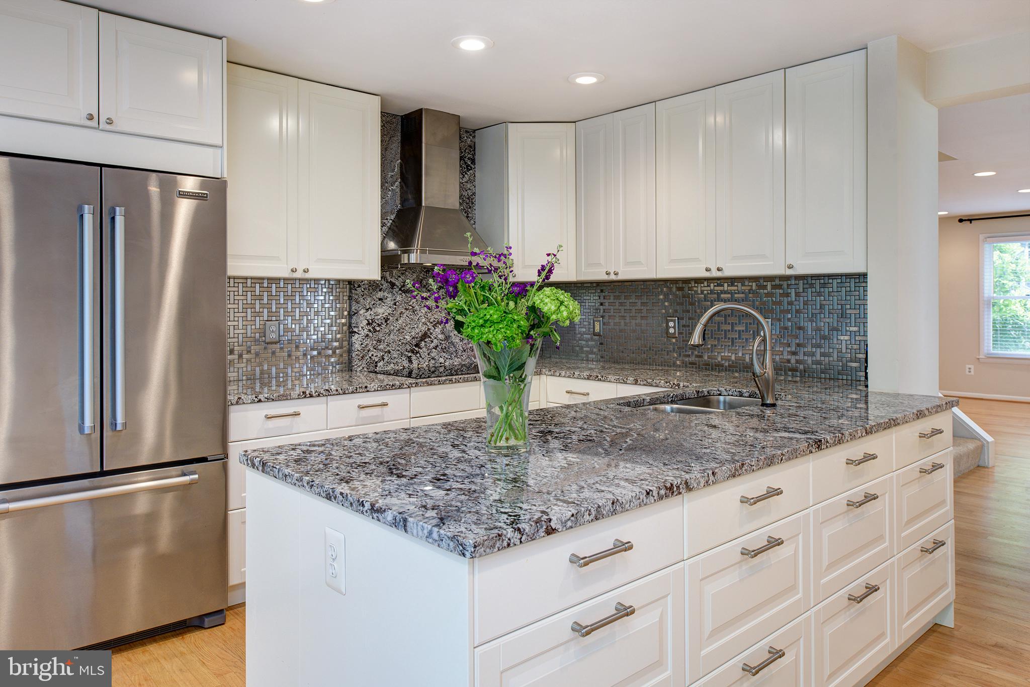 RESTON - Residential