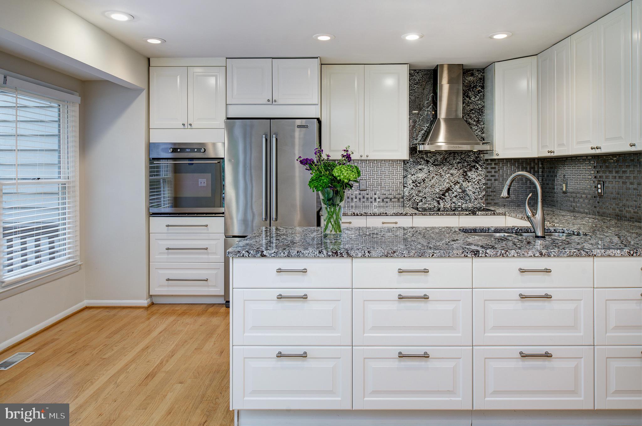 RESTON - Residential