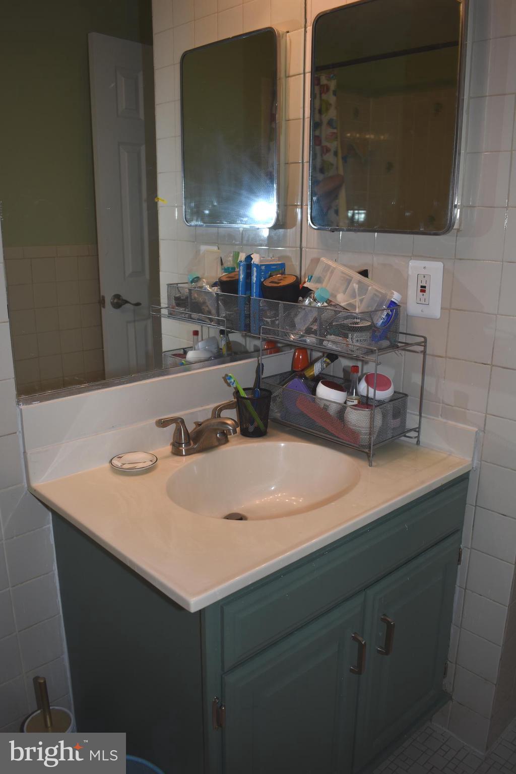 PHEASANT RUN - Residential Lease