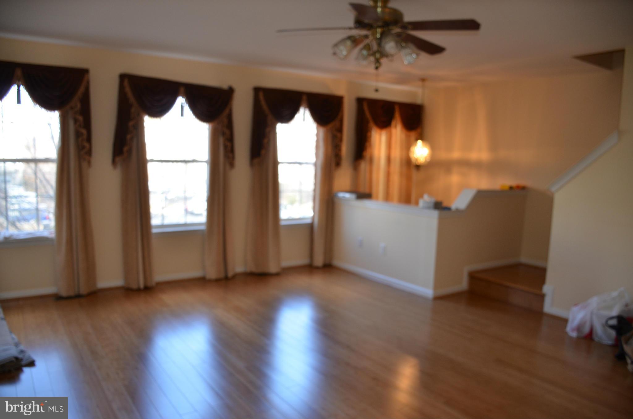 FAIR LAKES COURT - Residential Lease