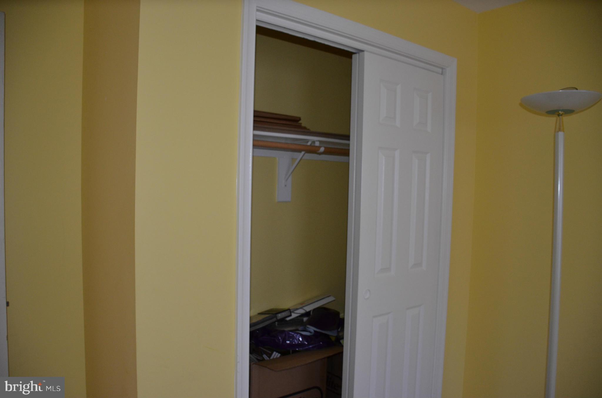 FAIR LAKES COURT - Residential Lease