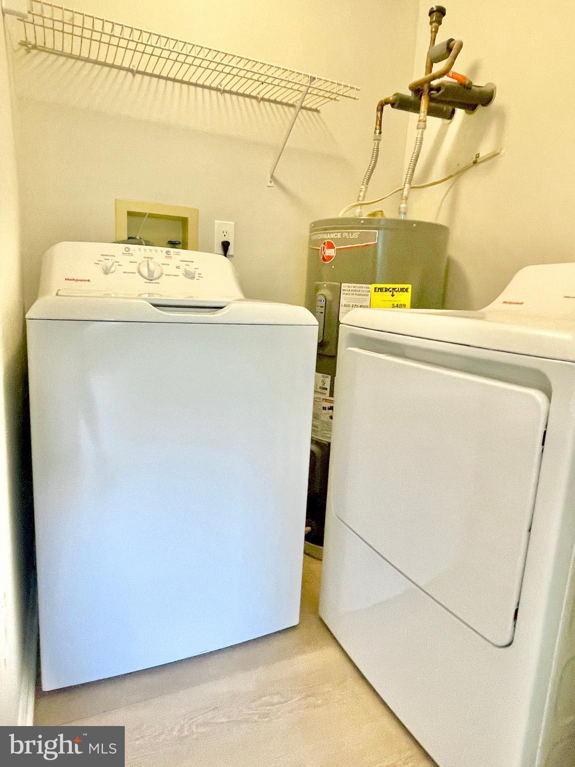 SENECA KNOLLS CODM - Residential Lease