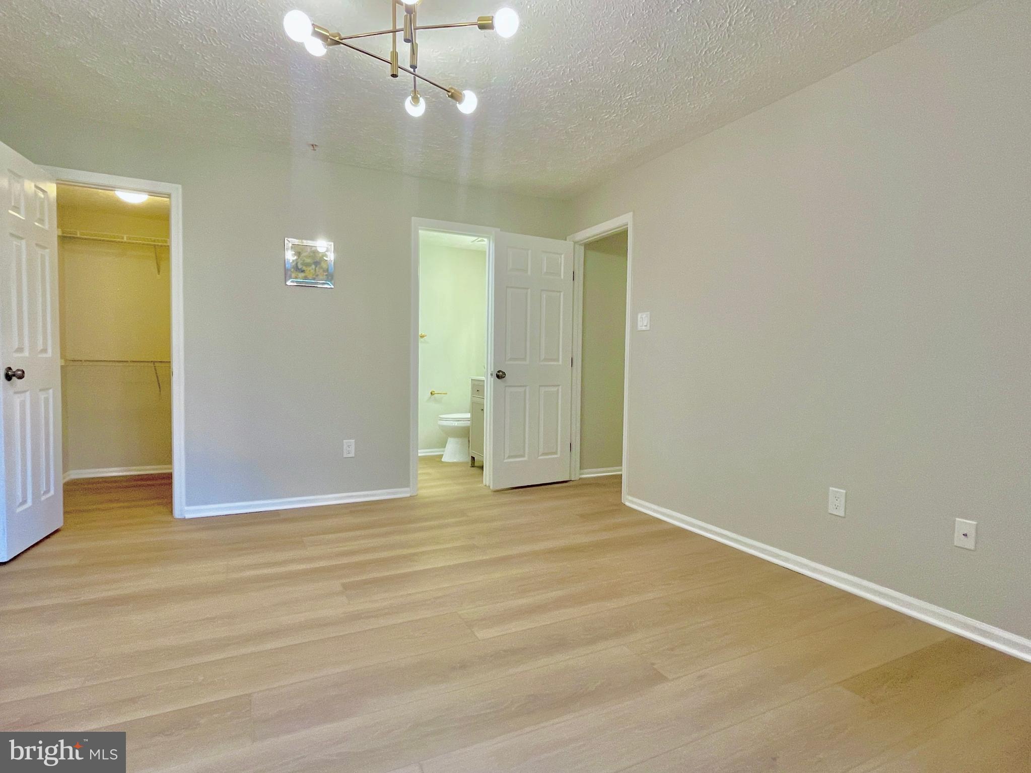 SENECA KNOLLS CODM - Residential Lease