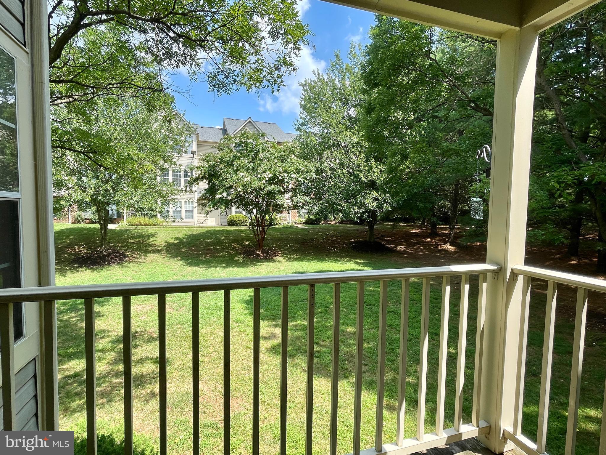 SENECA KNOLLS CODM - Residential Lease