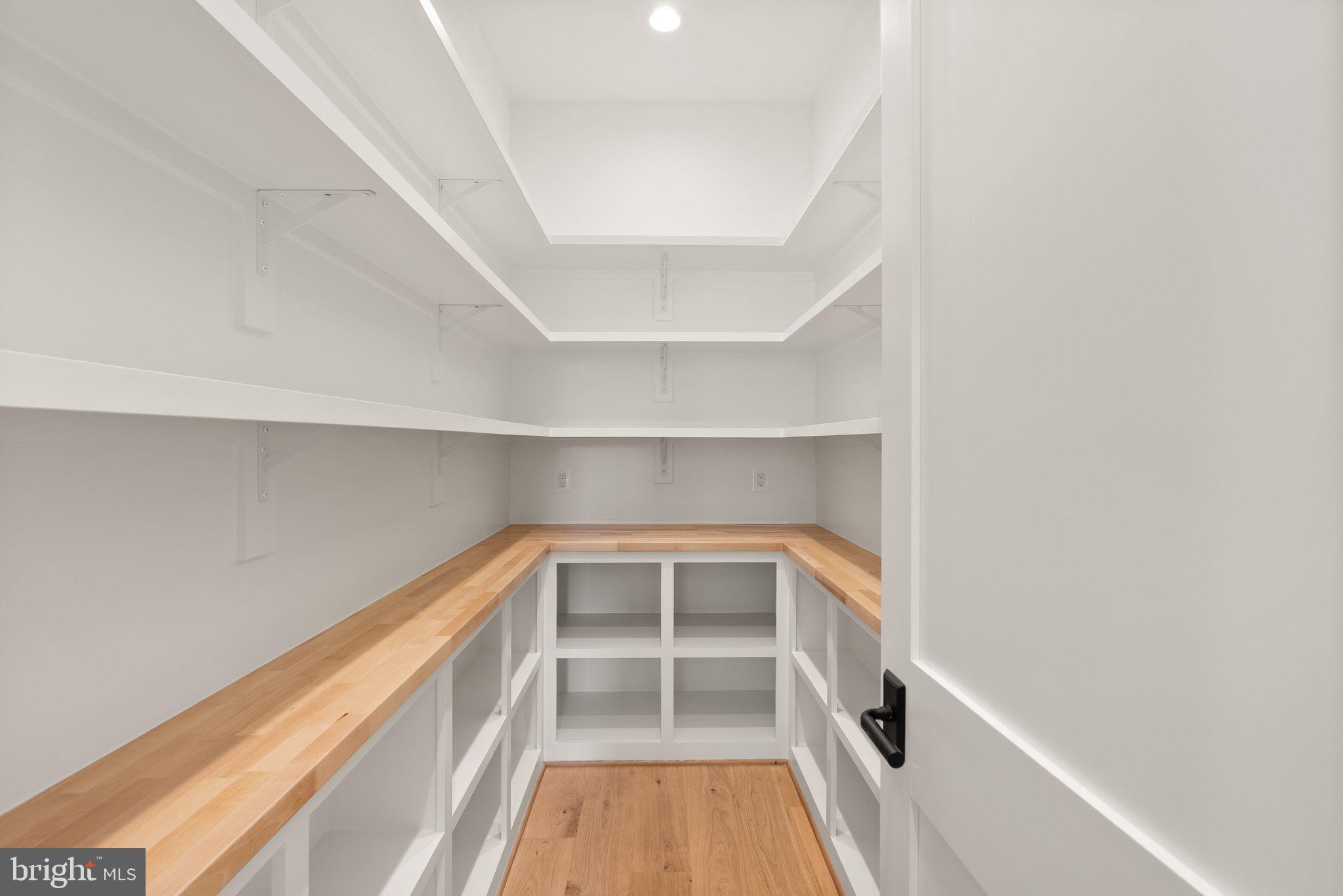 CHESTERBROOK ESTATES - Residential