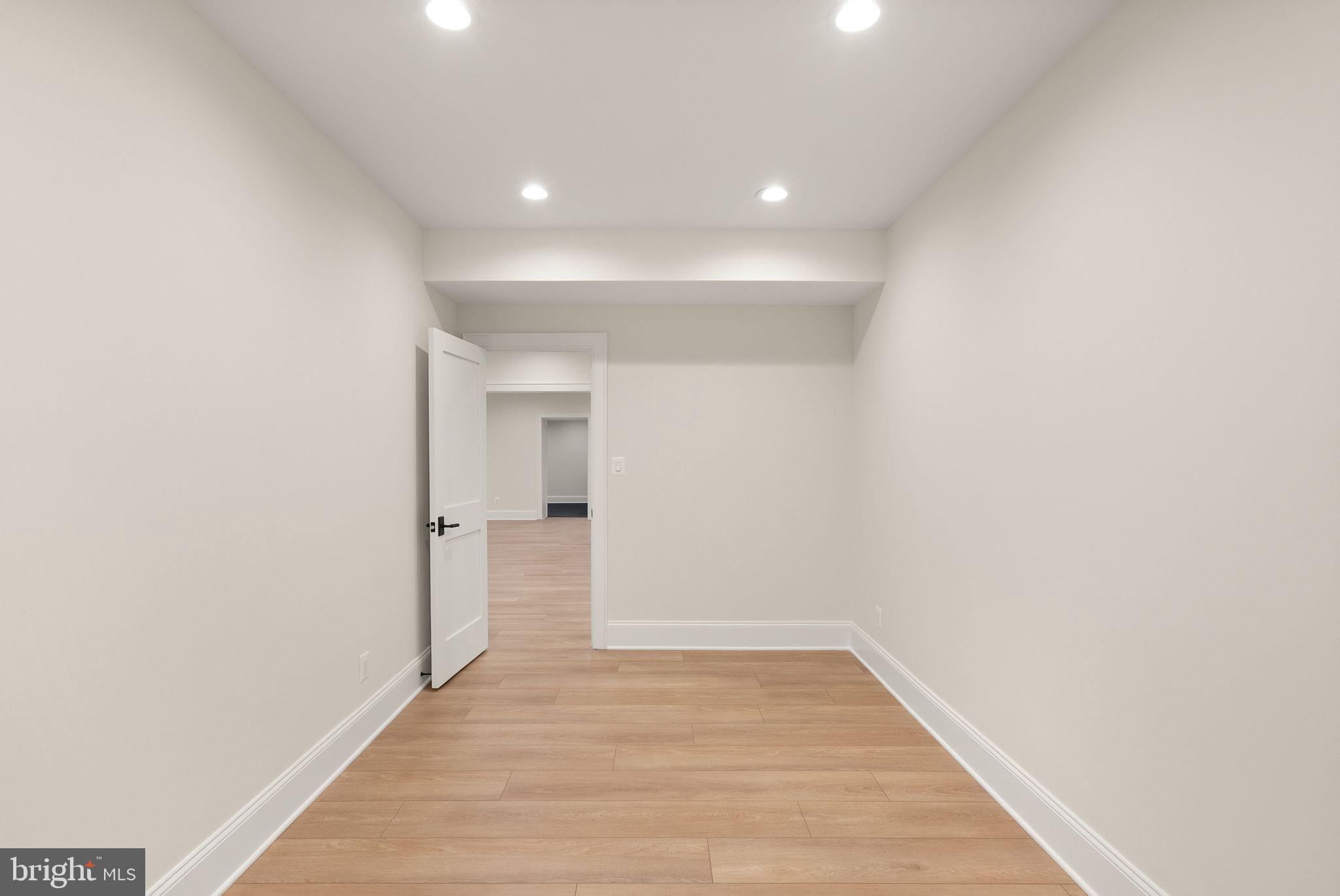 CHESTERBROOK ESTATES - Residential