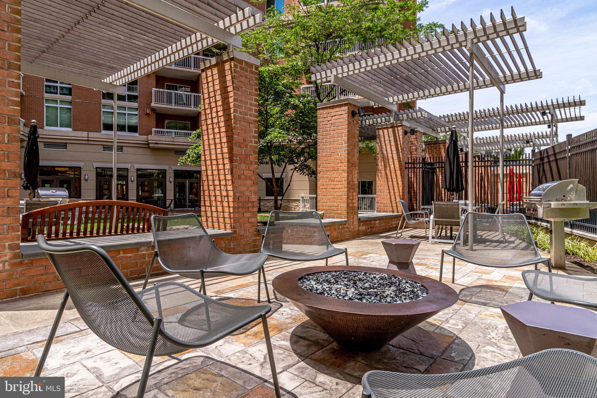 NORTHAMPTON PLACE - Residential Lease