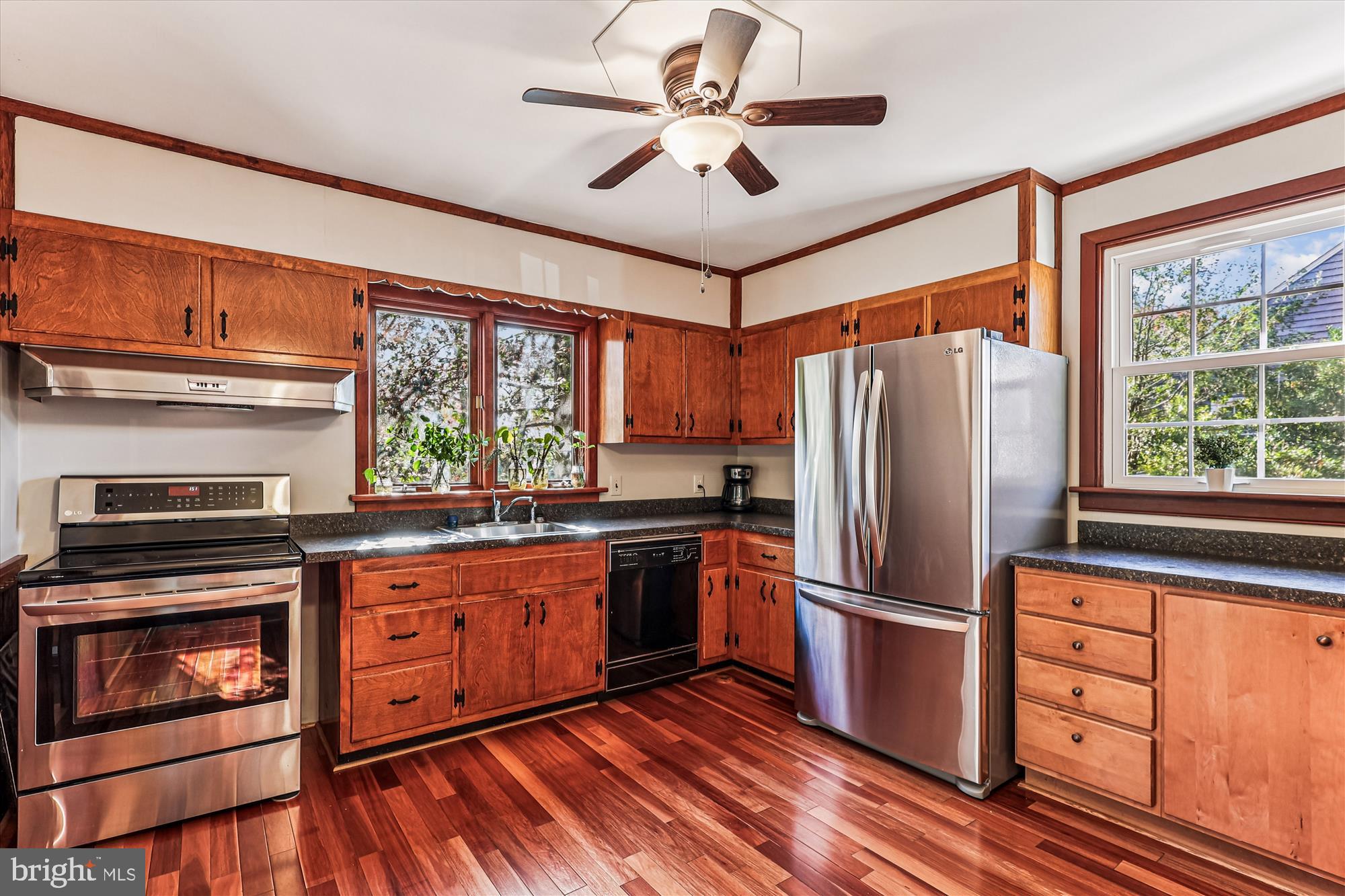 MICHAELTON MANOR - Residential