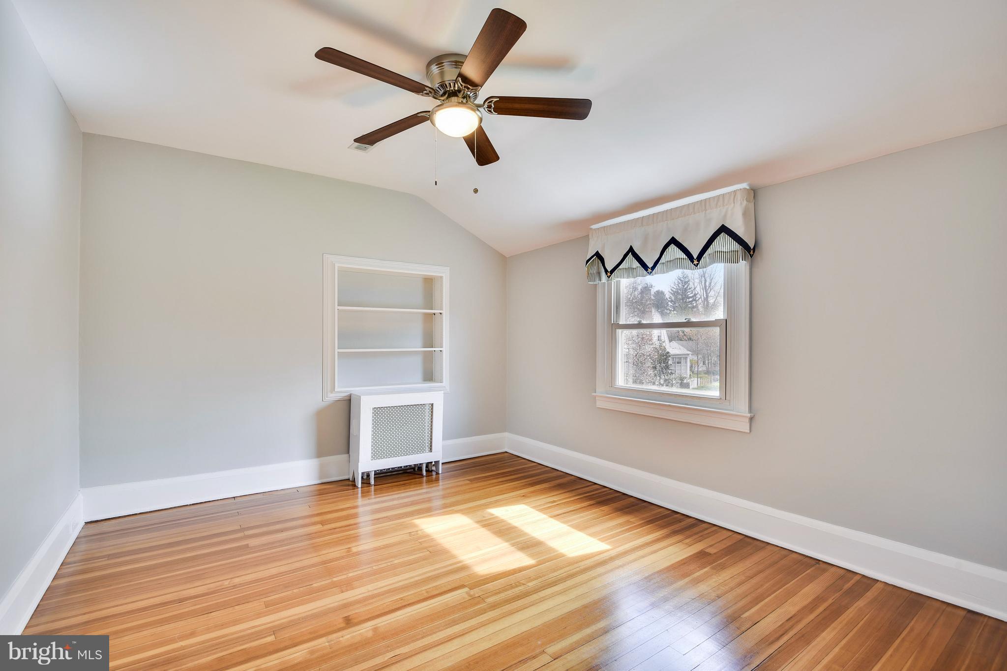 STONELEIGH - Residential