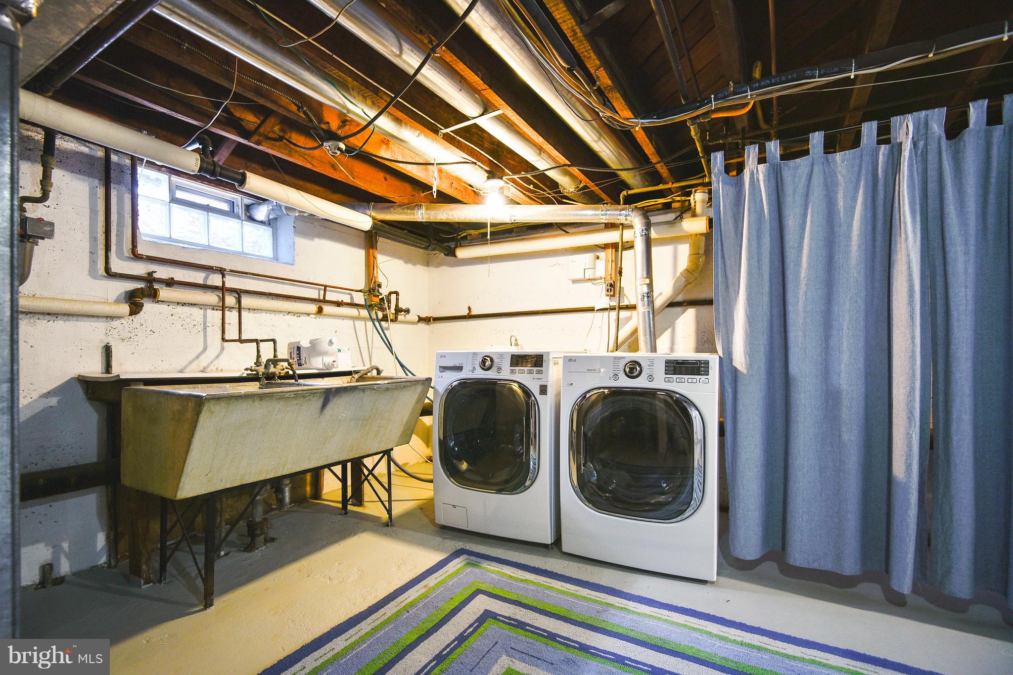 STONELEIGH - Residential