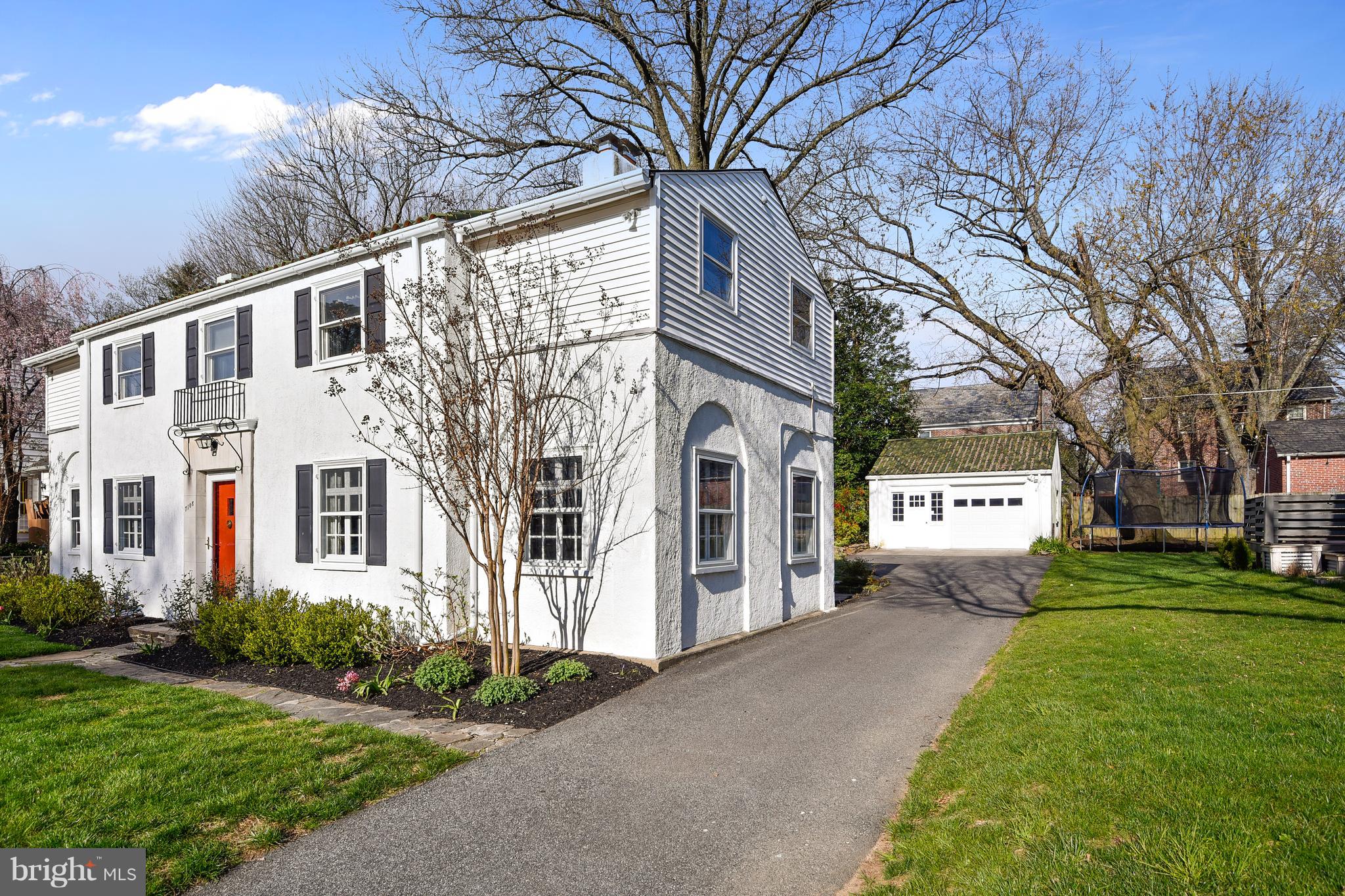 STONELEIGH - Residential