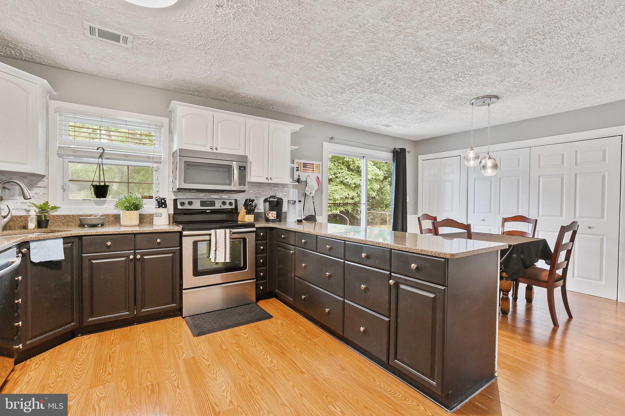 THE PROVINCES - Residential Lease