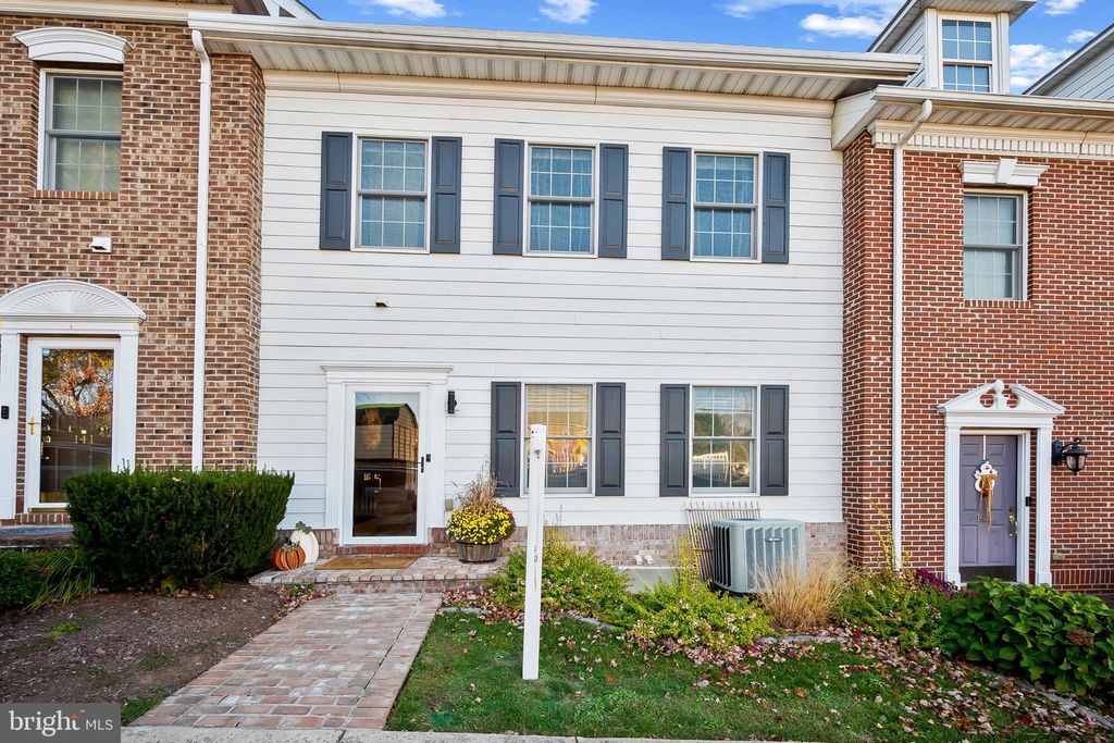 Photo of 143 S Church Street, WOODSTOCK, VA 22664 (MLS # VASH2012796)