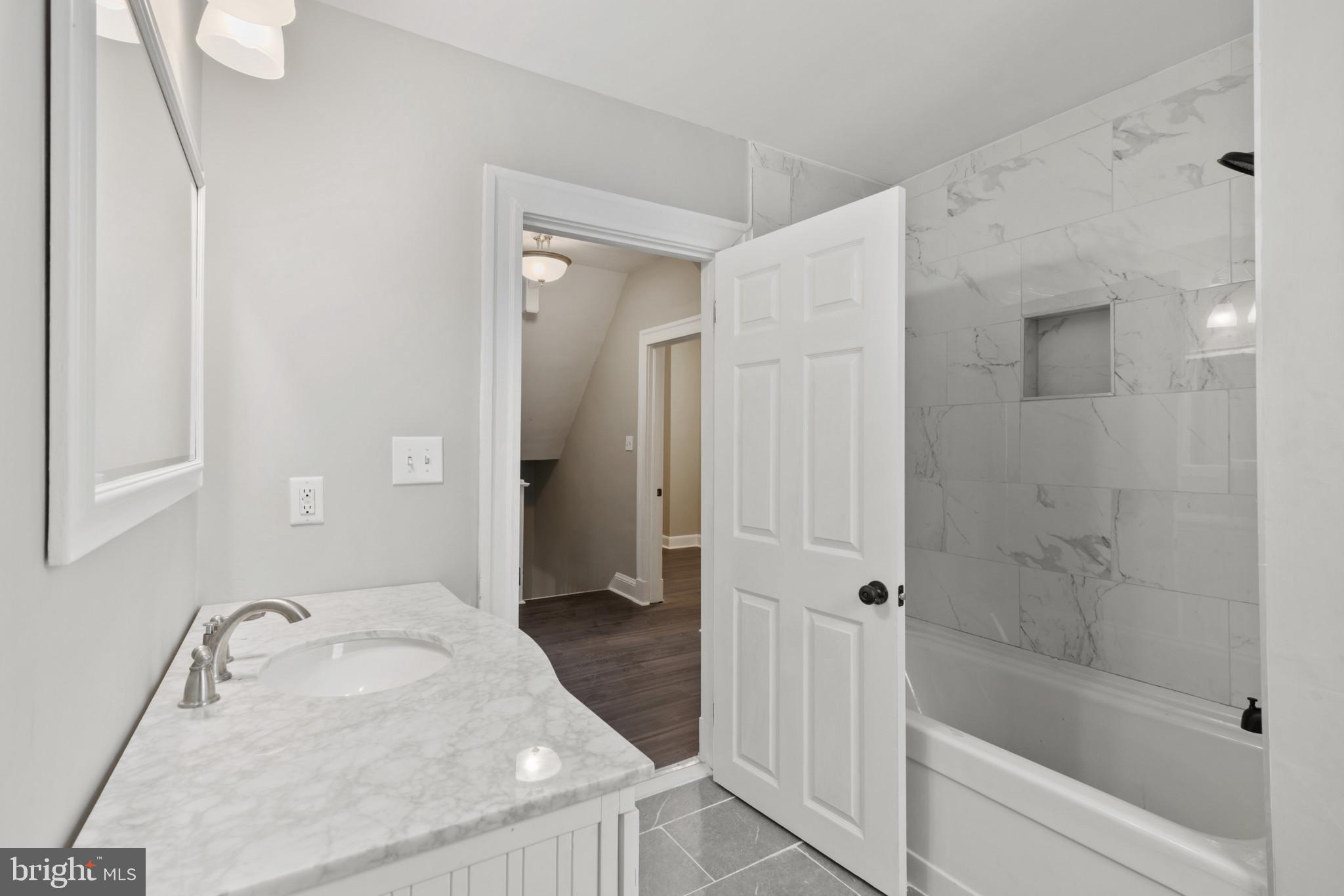 HANLON - Residential