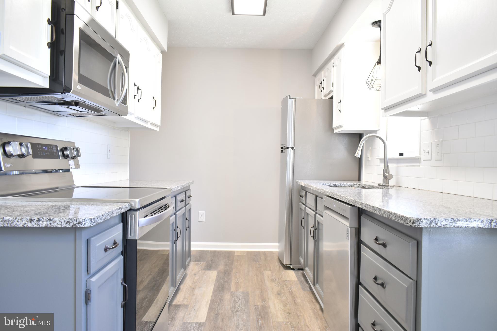 ALBIN VILLAGE - Residential