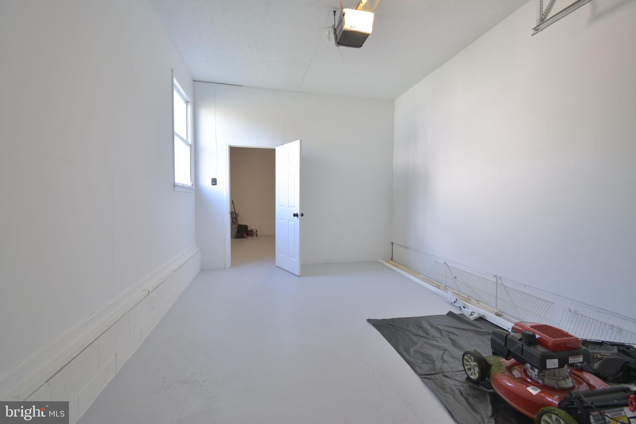 ALBIN VILLAGE - Residential