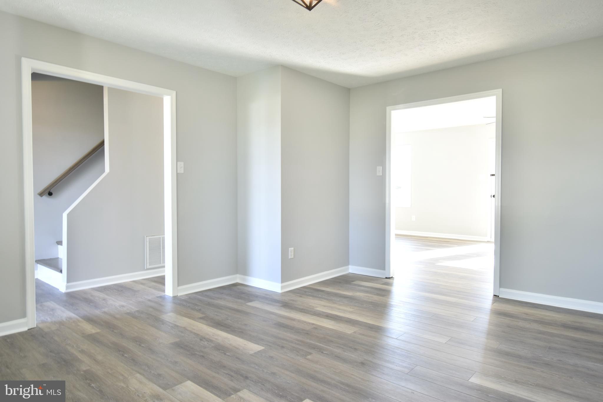 ALBIN VILLAGE - Residential