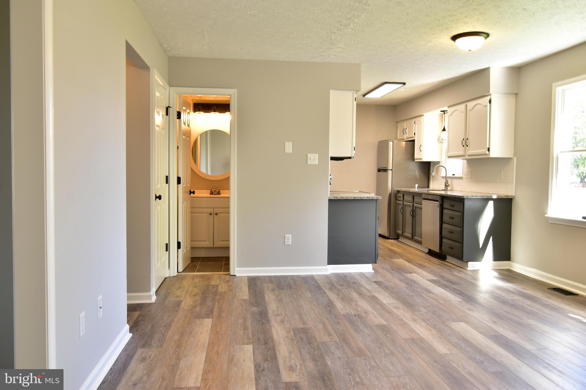 ALBIN VILLAGE - Residential