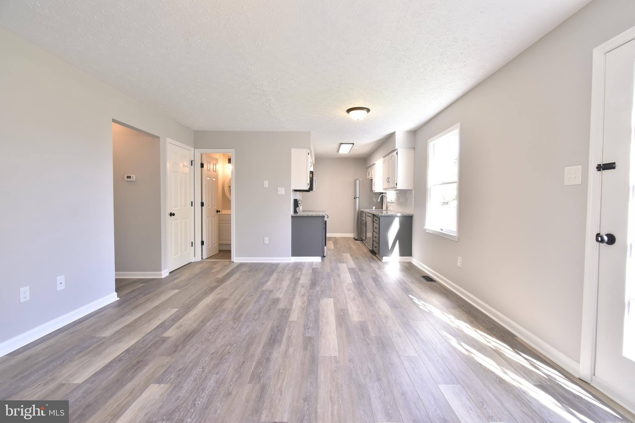 ALBIN VILLAGE - Residential