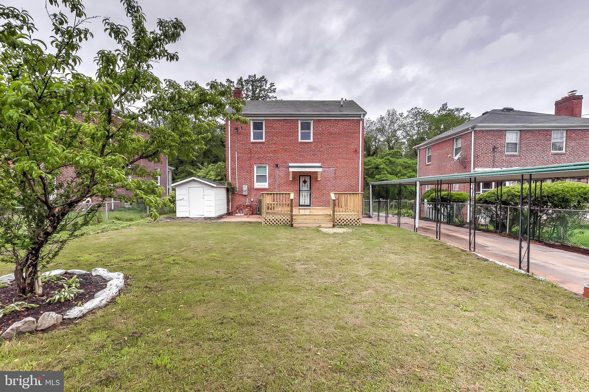 LAURAVILLE HISTORIC DISTRICT - Residential