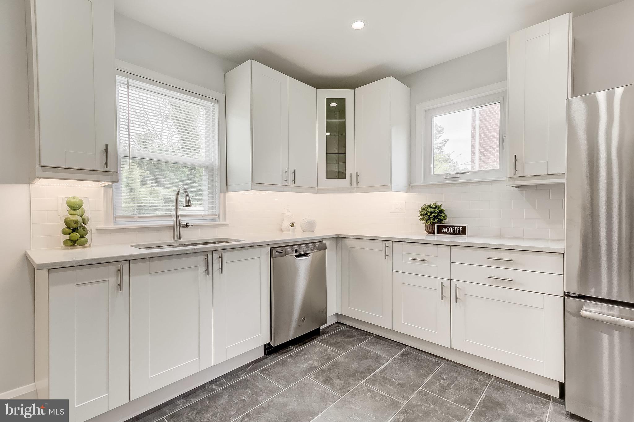 LAURAVILLE HISTORIC DISTRICT - Residential