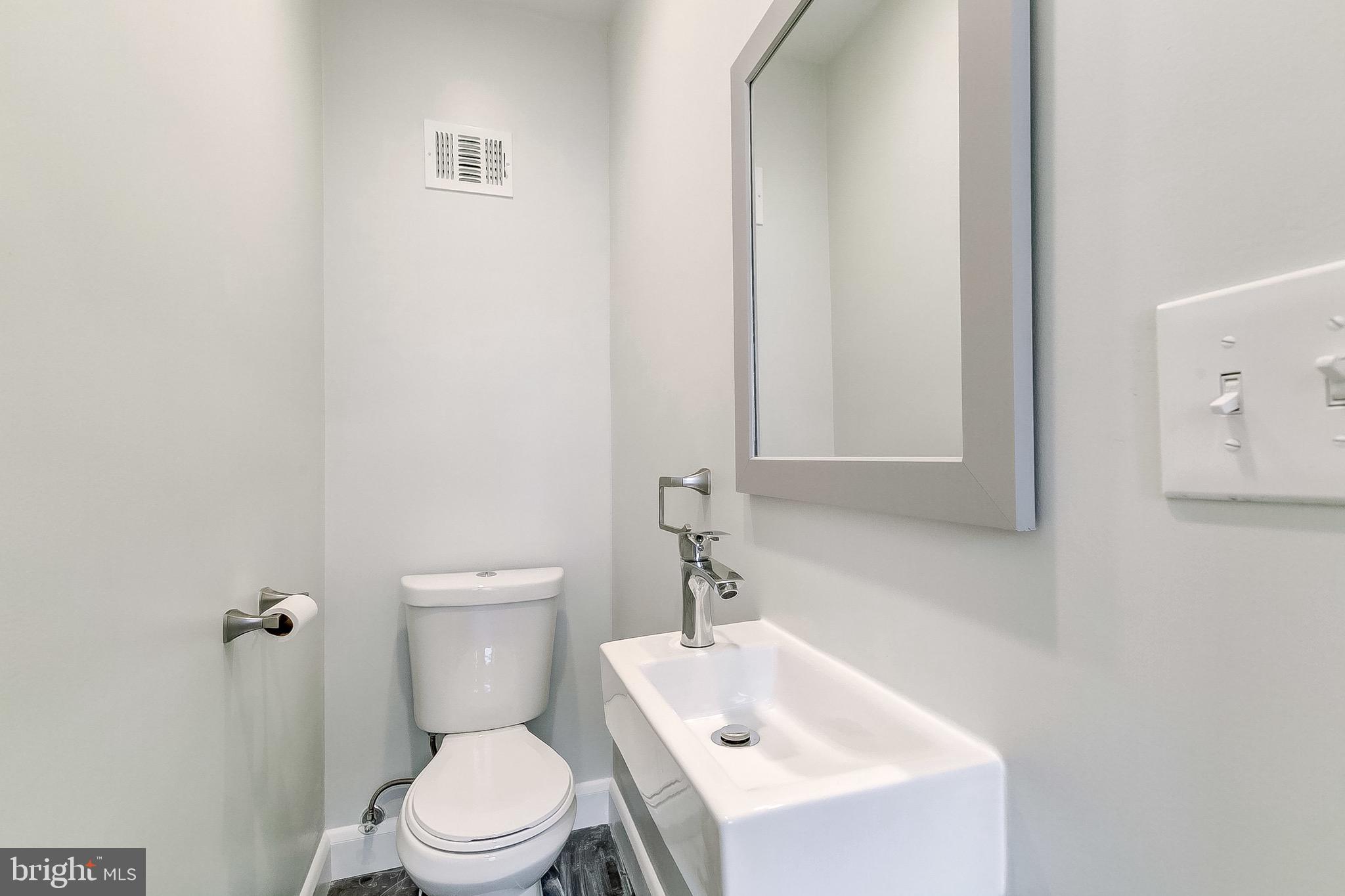 LAURAVILLE HISTORIC DISTRICT - Residential