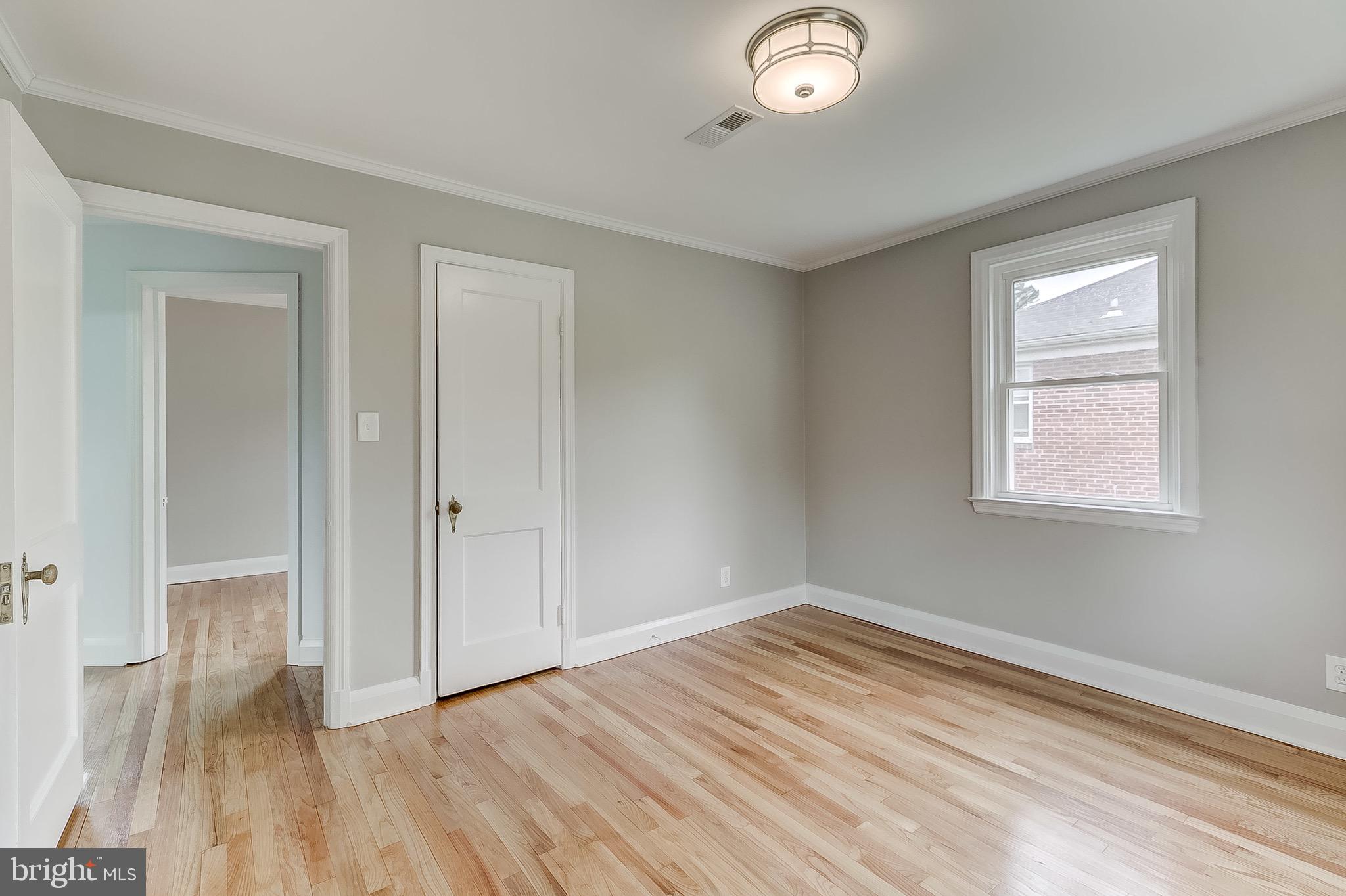 LAURAVILLE HISTORIC DISTRICT - Residential