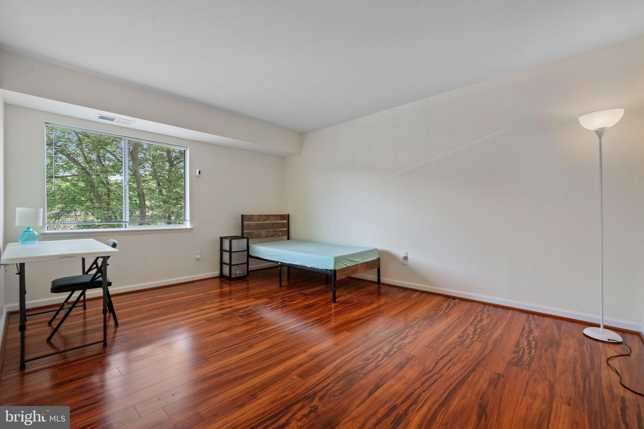 COLCHESTER TOWNE CONDO - Residential