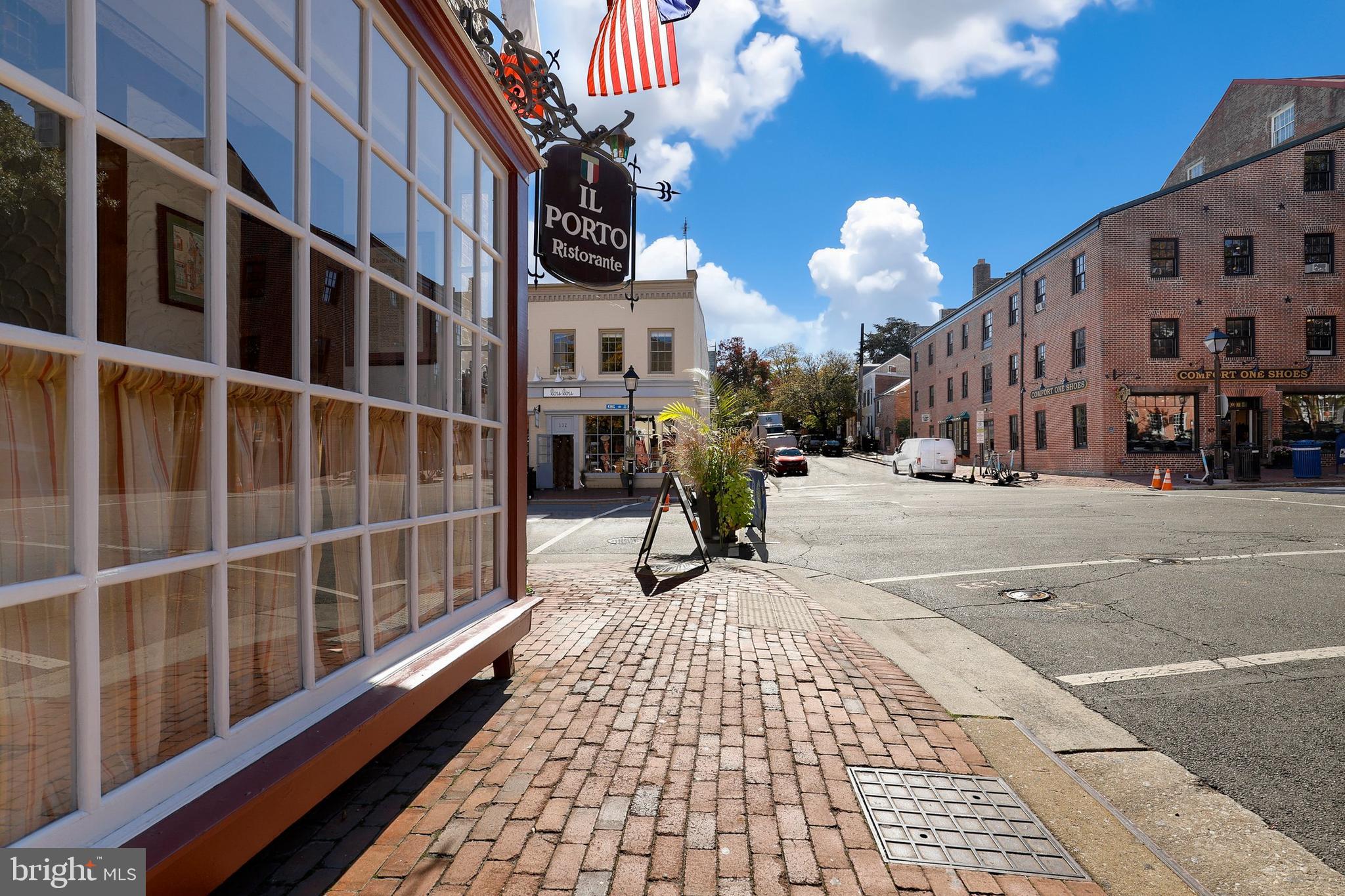 COLCHESTER TOWNE CONDO - Residential