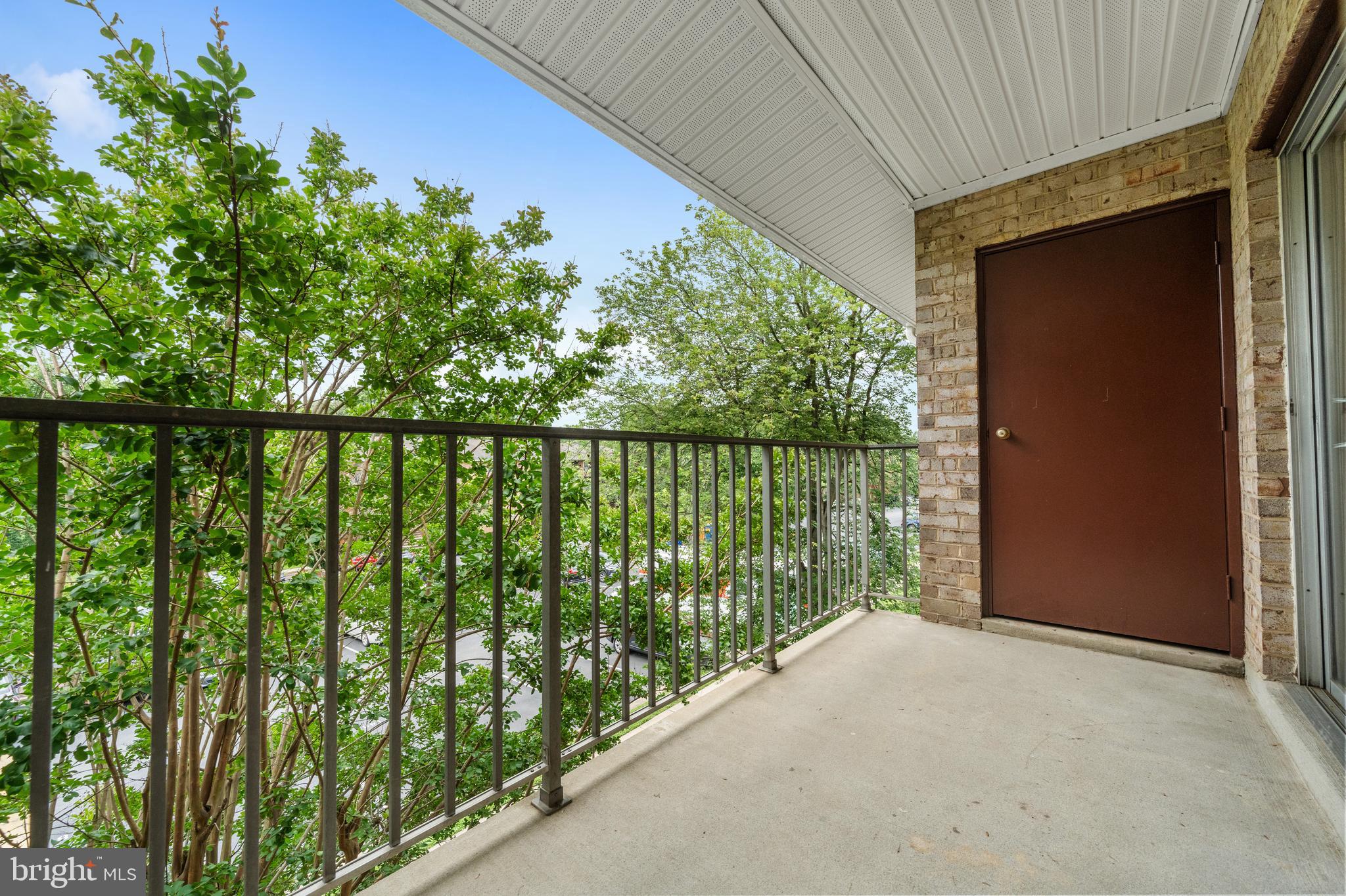 COLCHESTER TOWNE CONDO - Residential