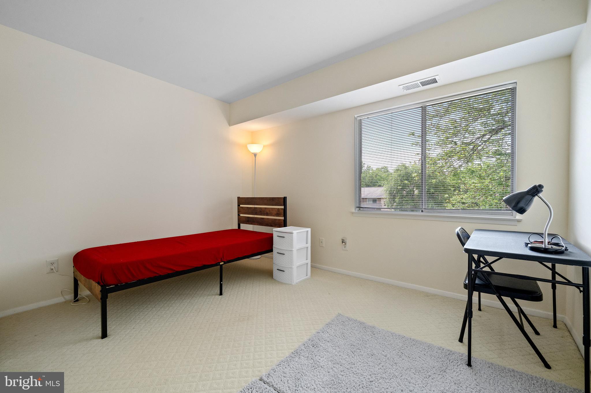 COLCHESTER TOWNE CONDO - Residential