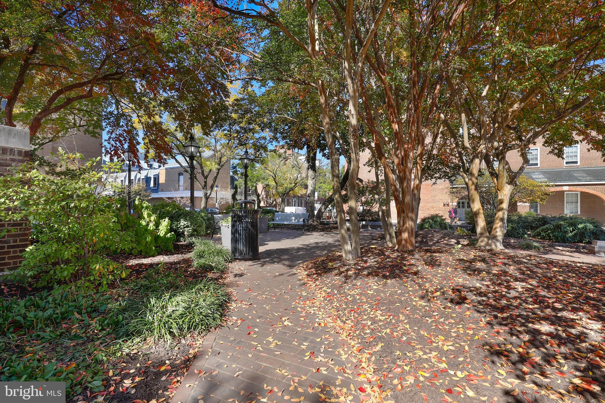 COLCHESTER TOWNE CONDO - Residential