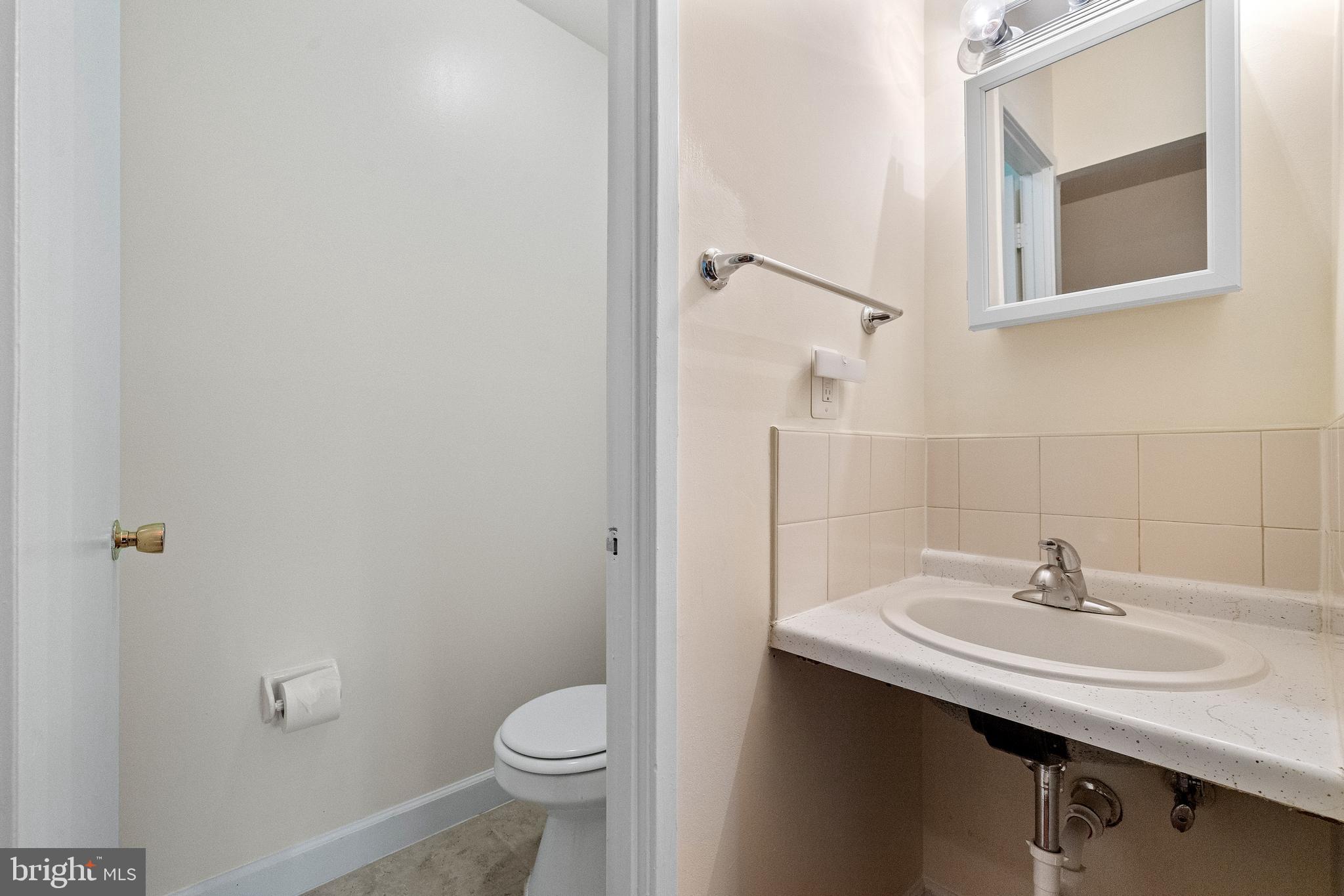 COLCHESTER TOWNE CONDO - Residential